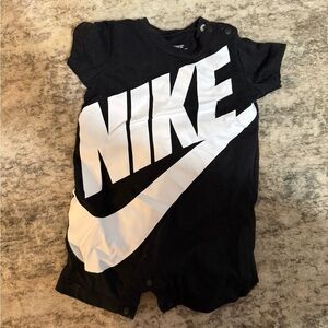 Nike baby outfit